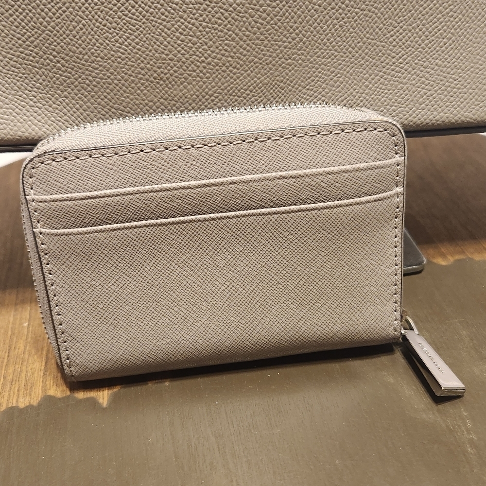 Gray Michael Kors Purse And Matching Wallet Set - Picture 3 of 15